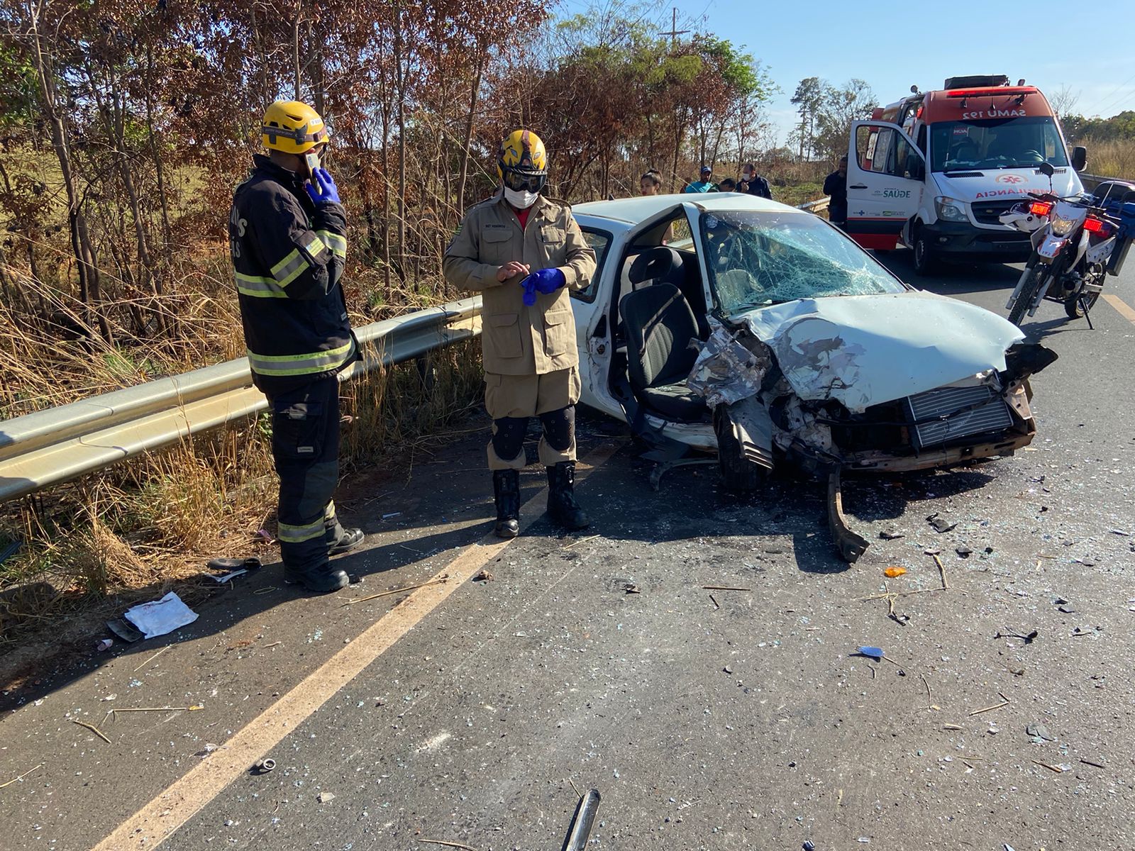 Grave acidente perto de Caldas Novas deixa 3 pessoas feridas