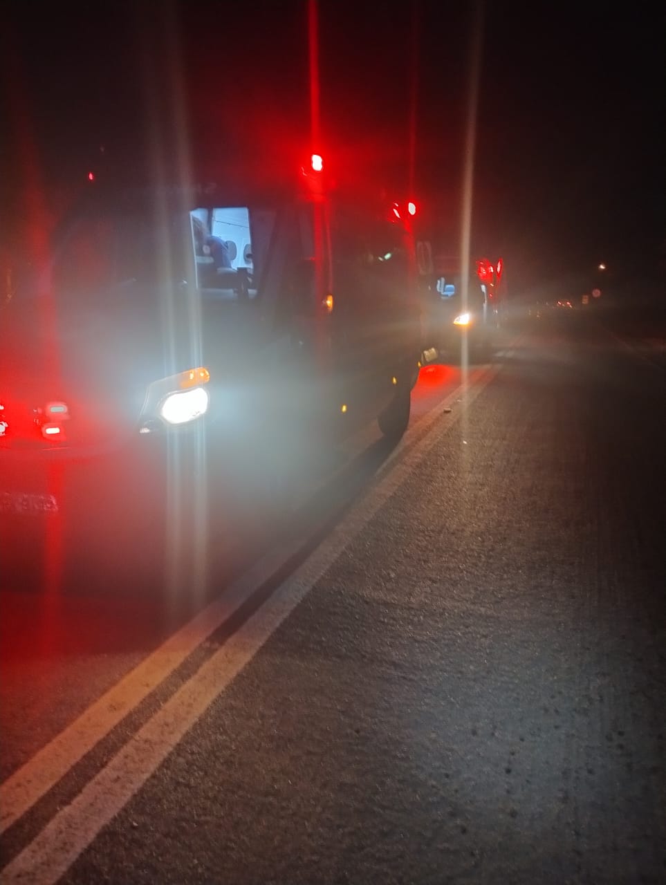 Mulher morre após cair da garupa de moto em rodovia que liga Aparecida a Nova Fátima