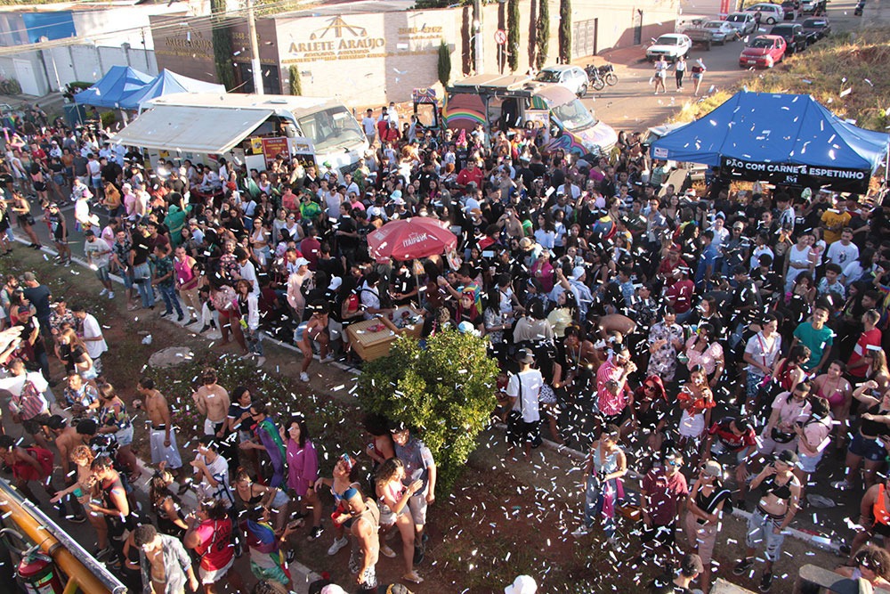 Mais de 20 mil pessoas são esperadas na Parada do Orgulho LGBTI+ neste domingo (16) em Aparecida