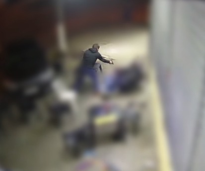 Momento em que suspeito dispara contra a vítima | Foto: Divulgação/PCGO