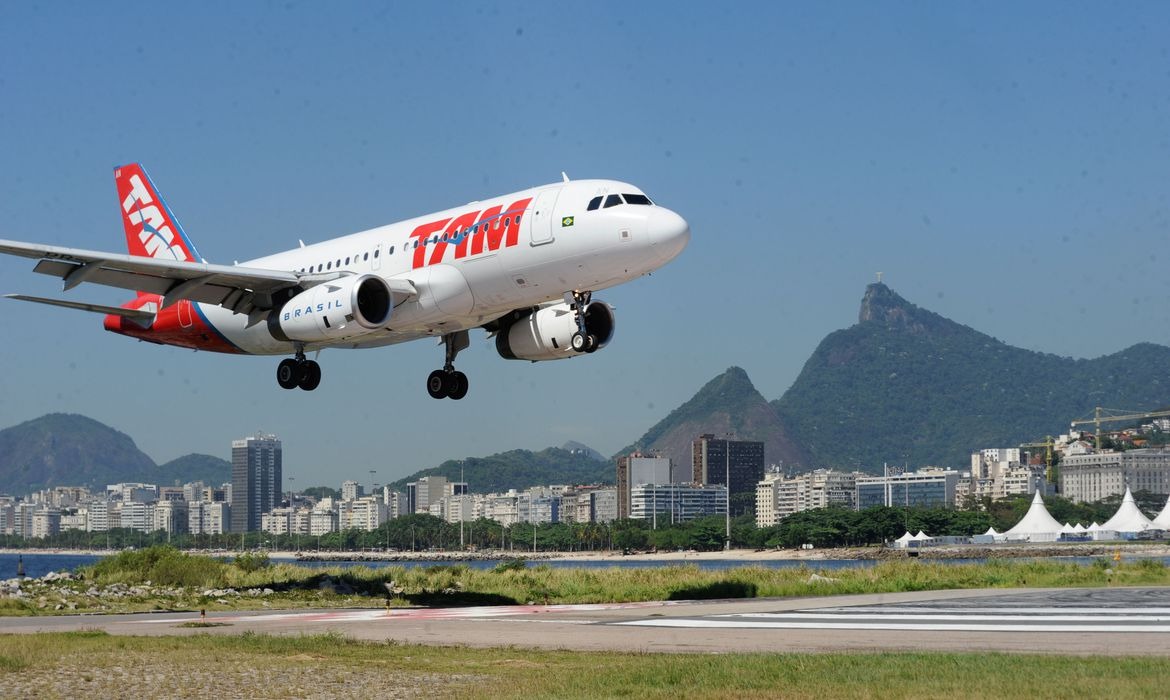 Fim dos voos diretos de Goiânia para aeroporto do Rio tem data; entenda