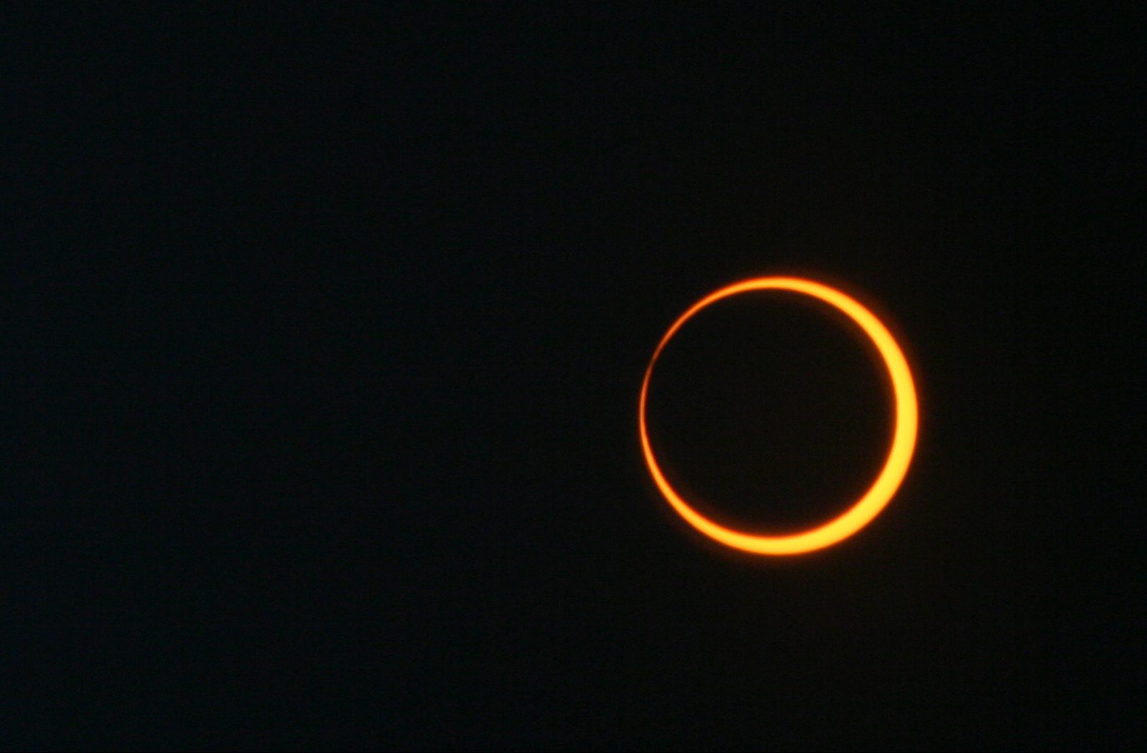 Eclipse solar será visto Goiânia e Aparecida; confira as recomendações e os horários