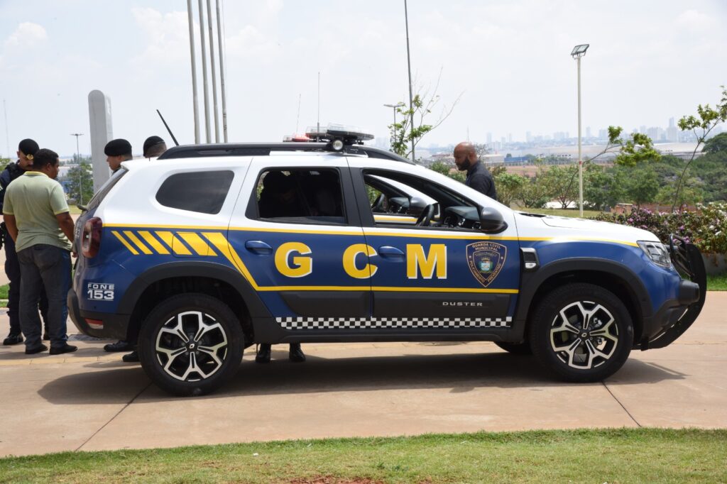 Novas viaturas irão dinamizar os serviços da GCM, afirma secretário | Foto: Jhonney Macena