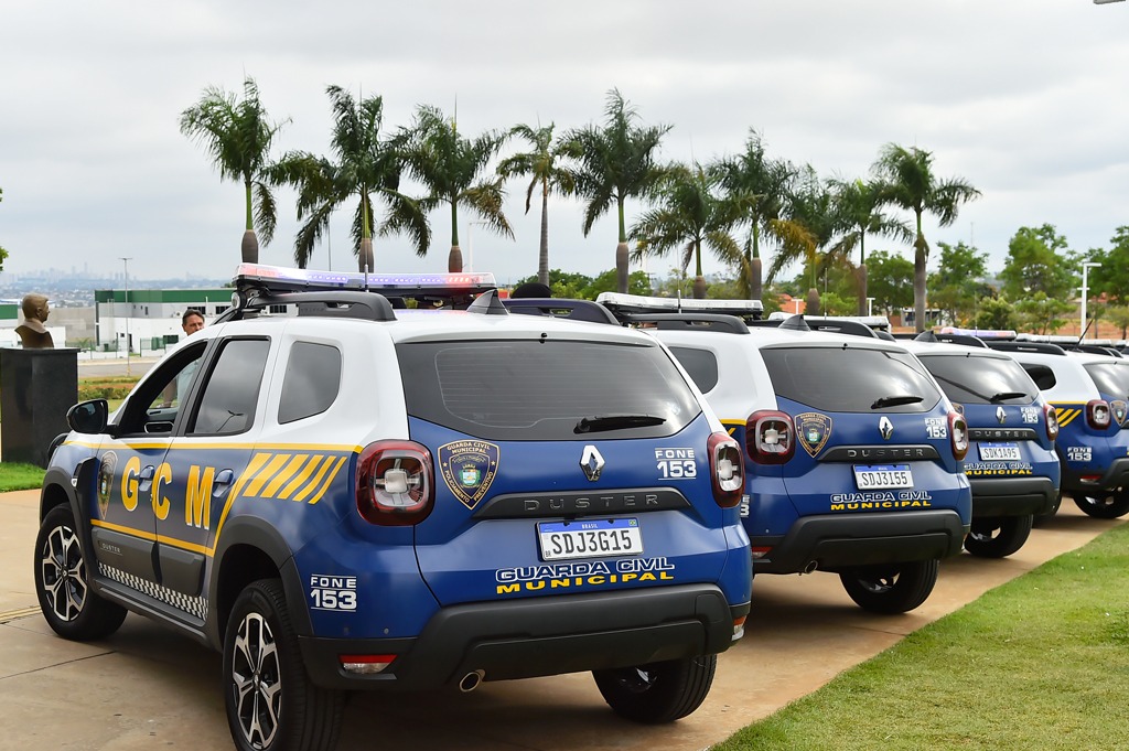 GCM de Aparecida recebe 20 novas viaturas modernizadas