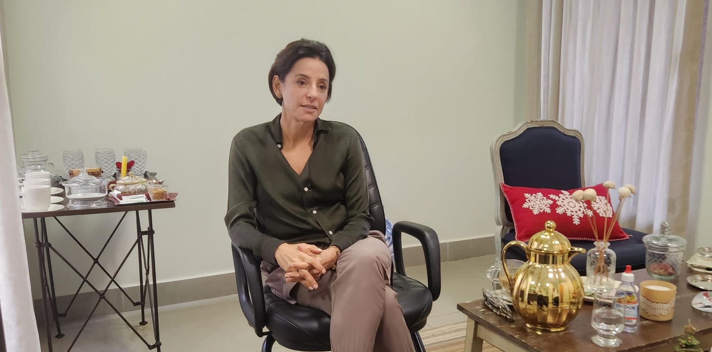 Nos passos de seus pais: Ana Paula Rezende e as 4 opções em sua mesa