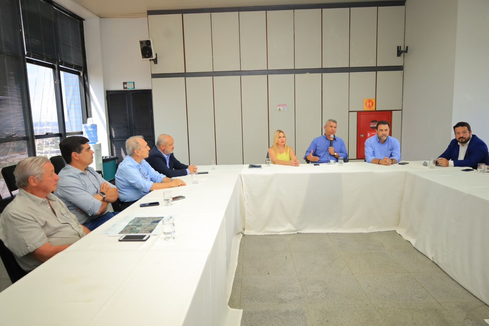 Goiânia e Aparecida anunciam obra conjunta em reunião com certa desconfiança política