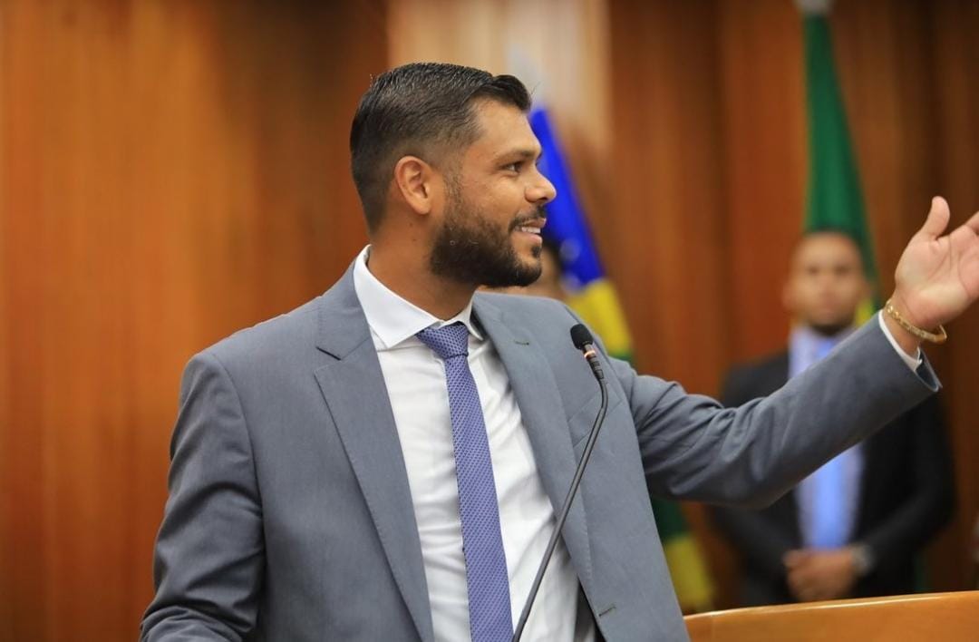 Presidente da Câmara, Romário Policarpo, liderou grupo que se reuniu para discutir ações ligadas a Bloco Vanguarda | Foto: Reprodução/Instagram