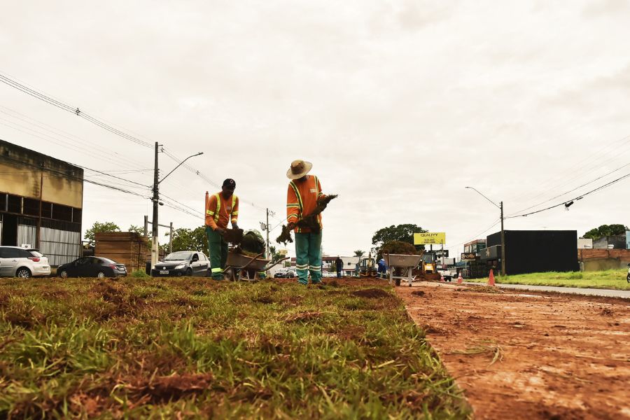 7 meses depois, Avenida Rio Verde chega em fase final da revitalização