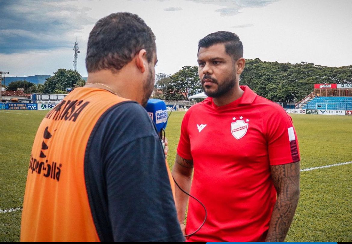 Vila Nova recebe selo inédito da CBF com participação de vereador