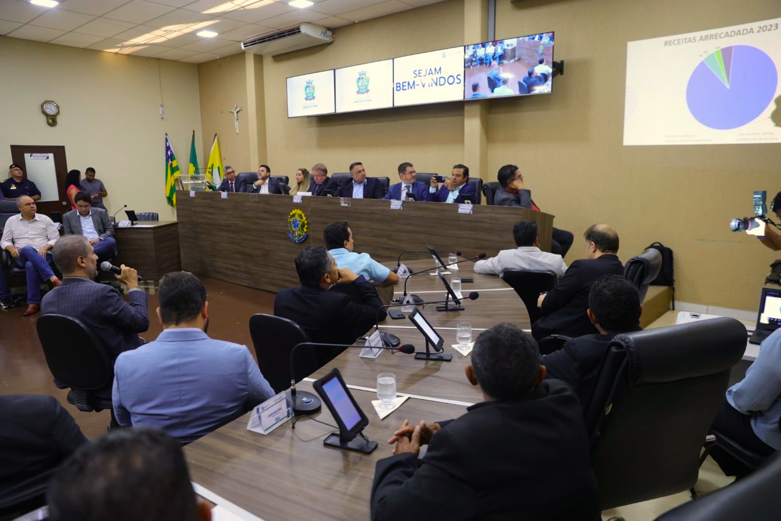 Veja como se posicionaram 8 vereadores durante prestação de contas de Vilmar