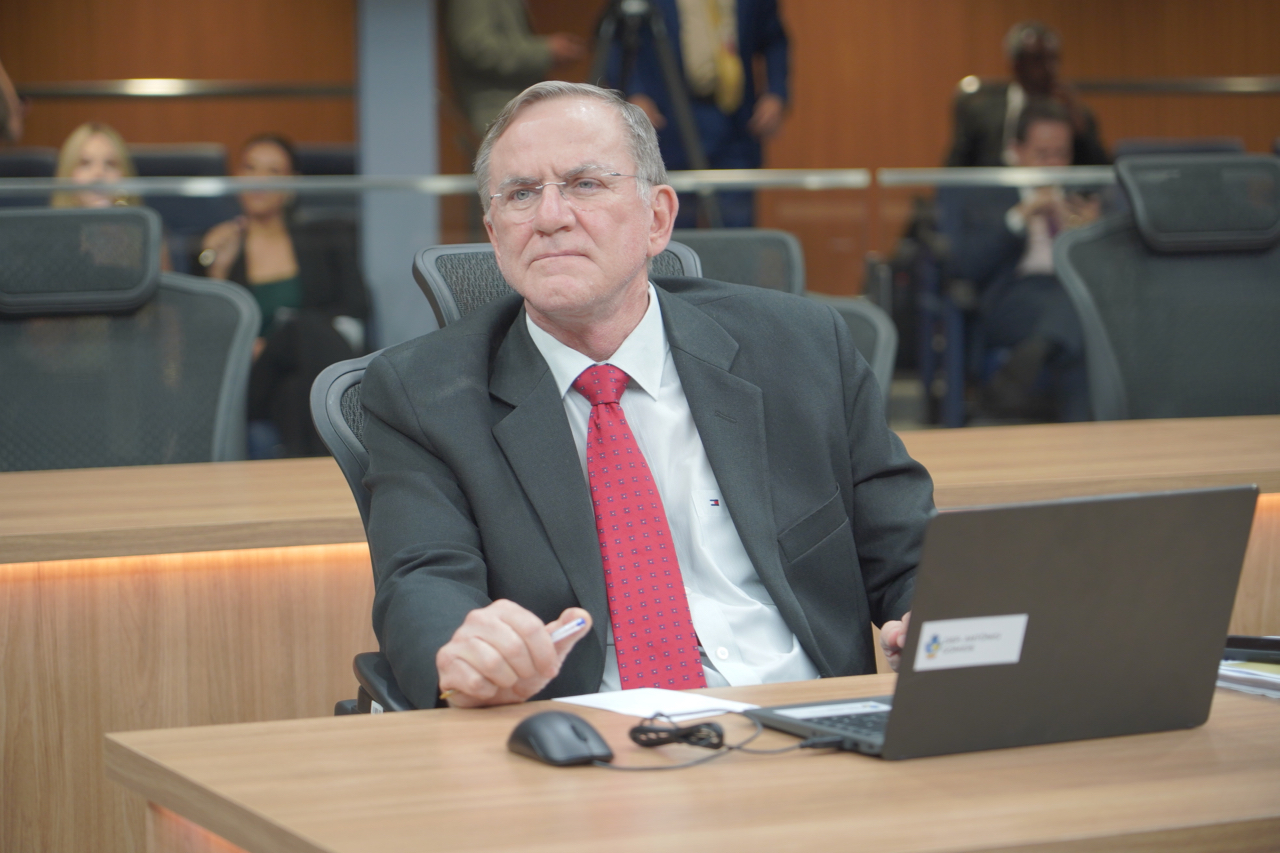 Só uma mudança foi confirmada na Alego com eleições municipais