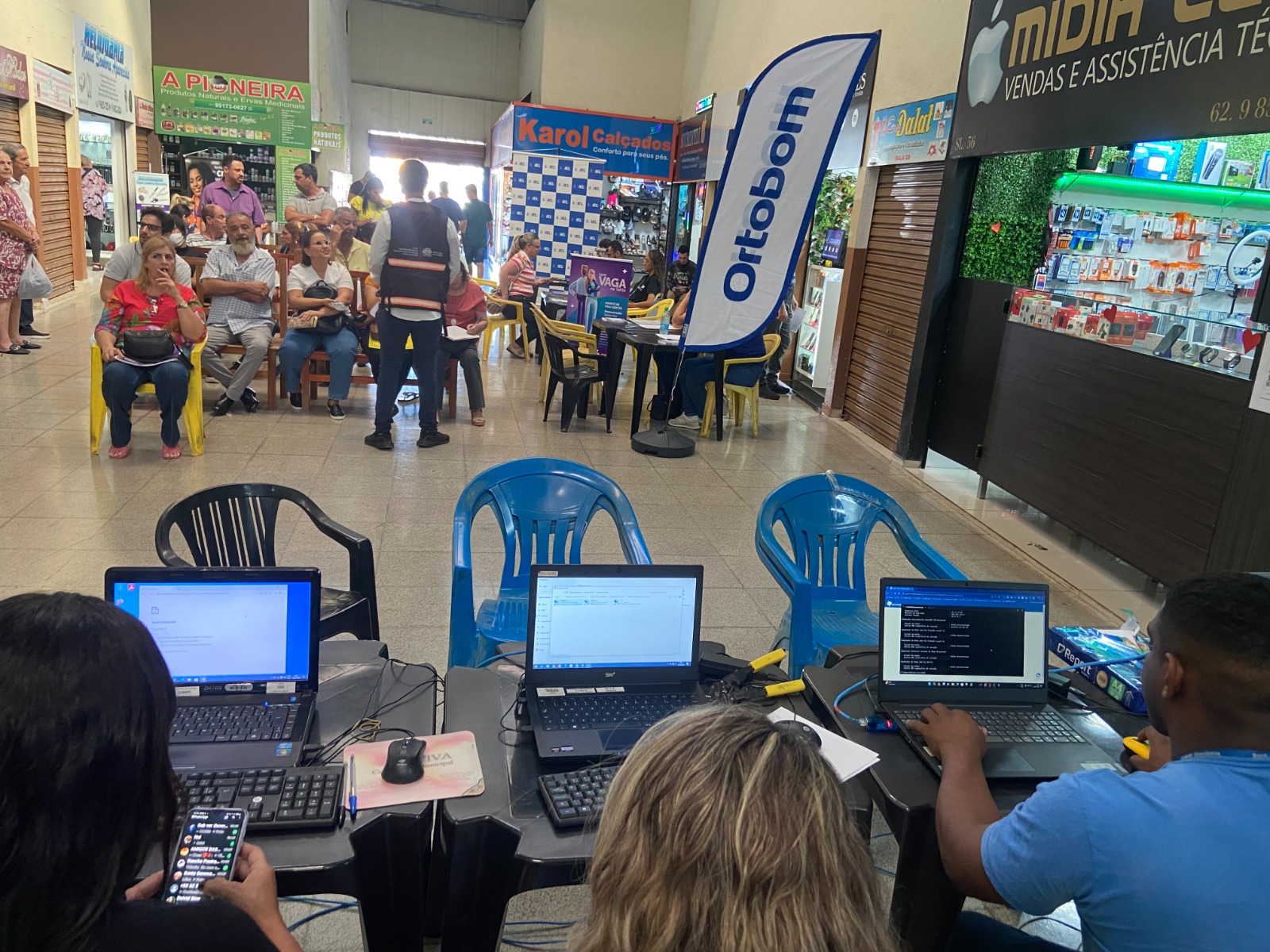 Pecuária de Goiânia recebe Caravana do Emprego com mais de 4 mil oportunidades