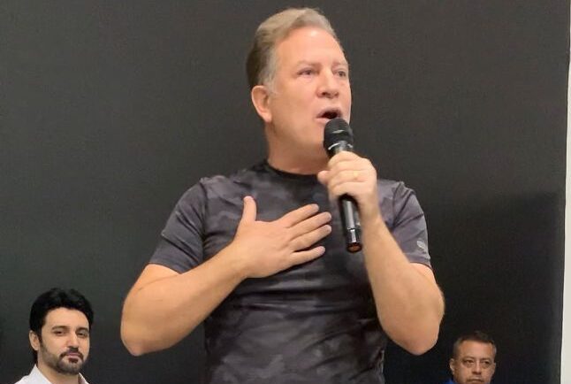 Major Araújo diz que Bolsonaro está ‘consertando’ erros da eleição de 2022