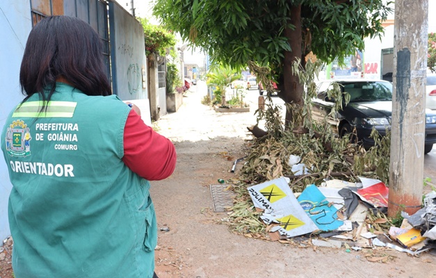 Mais de 15 mil pessoas foram notificadas por descarte irregular de lixo em Goiânia