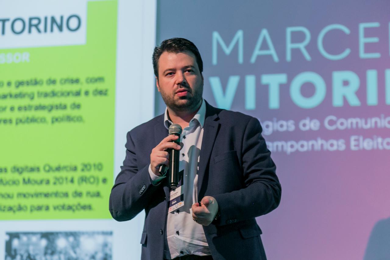 Marqueteiro Marcelo Vitorino faz palestra gratuita sobre eleições em Aparecida