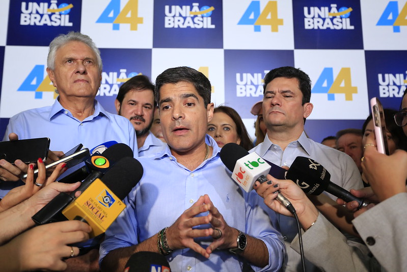Caiado apresenta nomes de ACM Neto e de Moro como governadores em 2026