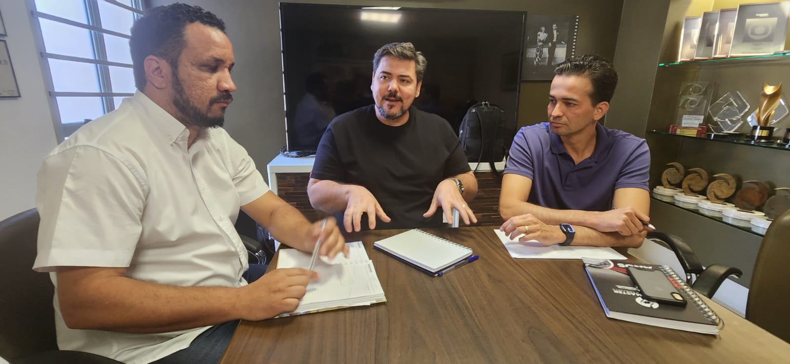 Daniel Rodrigues, Charlles Antônio e Max Menezes | Foto: Folha Z