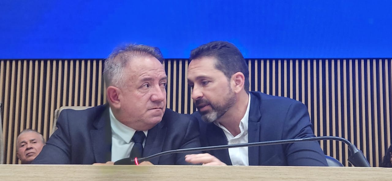 Leandro Vilela e Vilmar Mariano | Foto: Folha Z