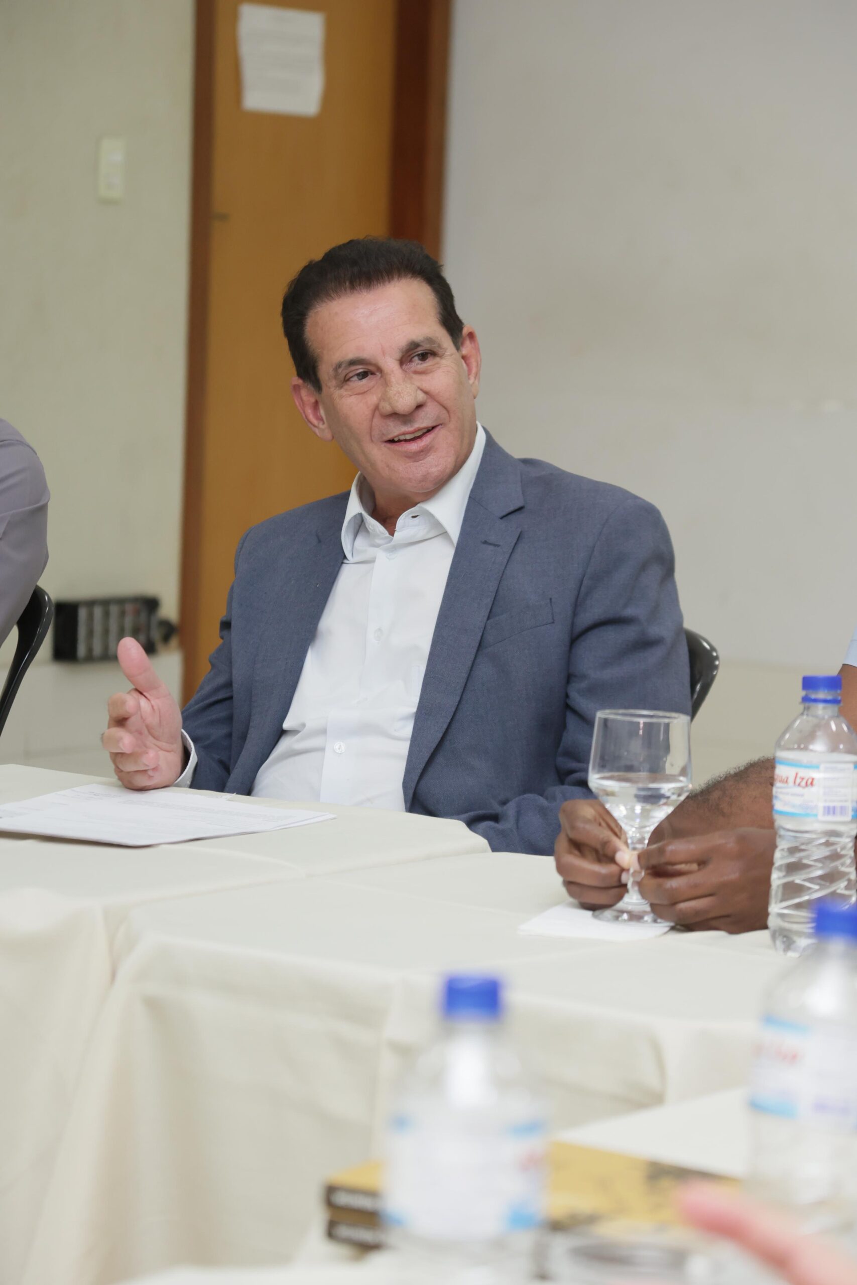 Após Mabel, Adriana e Gayer, Vanderlan já tem data para se reunir com vereadores de Goiânia; CONFIRA
