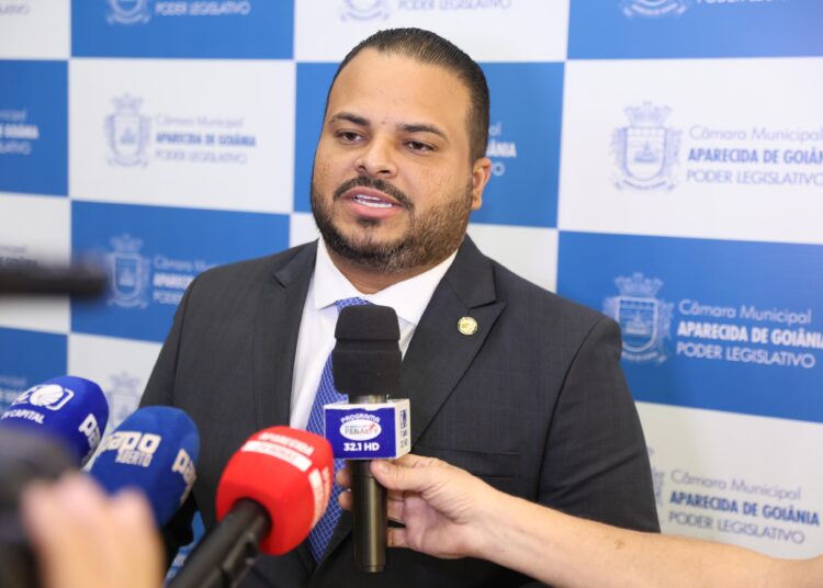 CEI Banco Master Aparecida