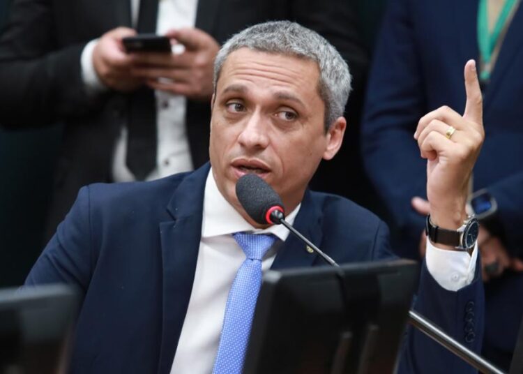 Alvo: Gayer — Mabel iniciou articulação no PL pelo deputado