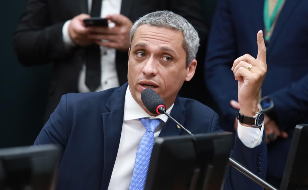 Alvo: Gayer — Mabel iniciou articulação no PL pelo deputado