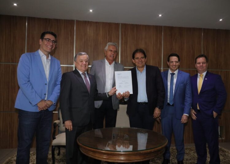 Os artistas poderão optar pelas linguagens de música e artes cênicas, como circo, teatro e dança