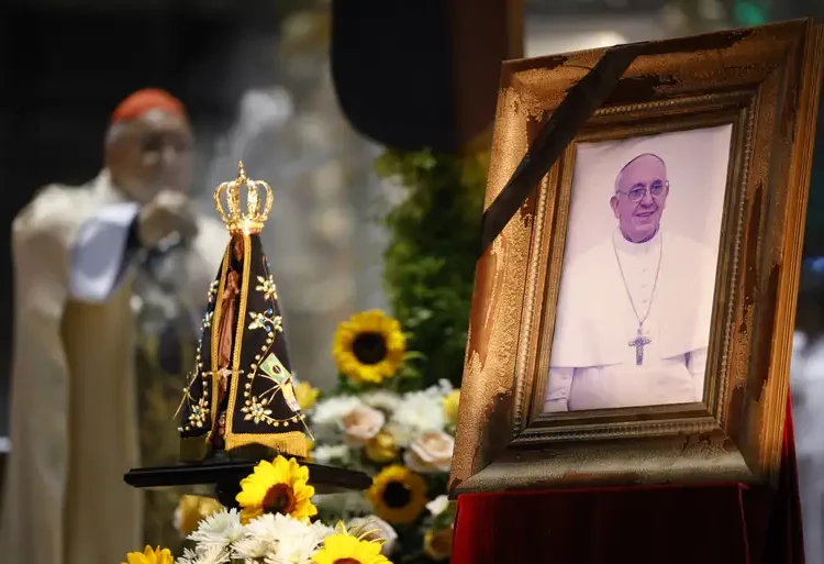 O que acontece após o velório do Papa Francisco? Saiba sobre o funeral e rituais