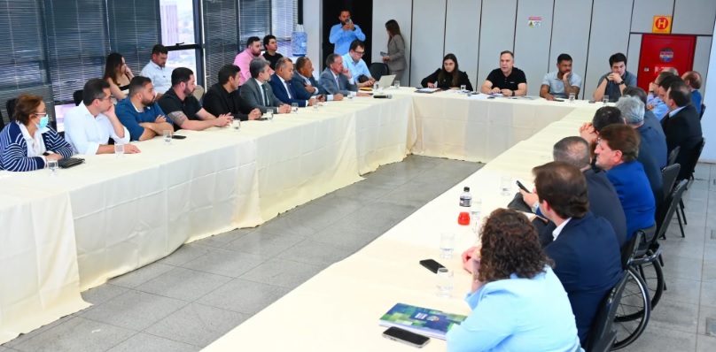 Reunião vereadores da base com prefeito Sandro Mabel | Foto: Secom Goiânia