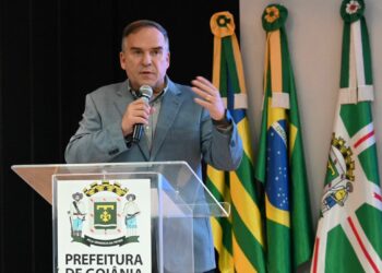 Recursos podem ser usados para materiais, passagens e serviços