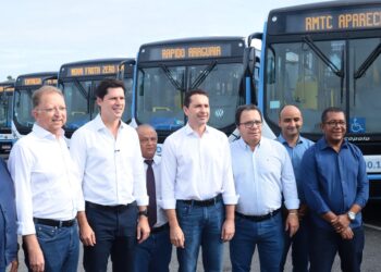 Leandro Vilela vai solicitar um estudo técnico para avaliar a implantação do sistema de metronização nas linhas de transporte coletivo de Aparecida de Goiânia