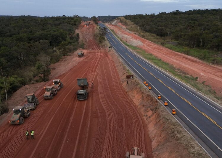 Obras na rodovia GO-213 | Foto: Governo de Goiás