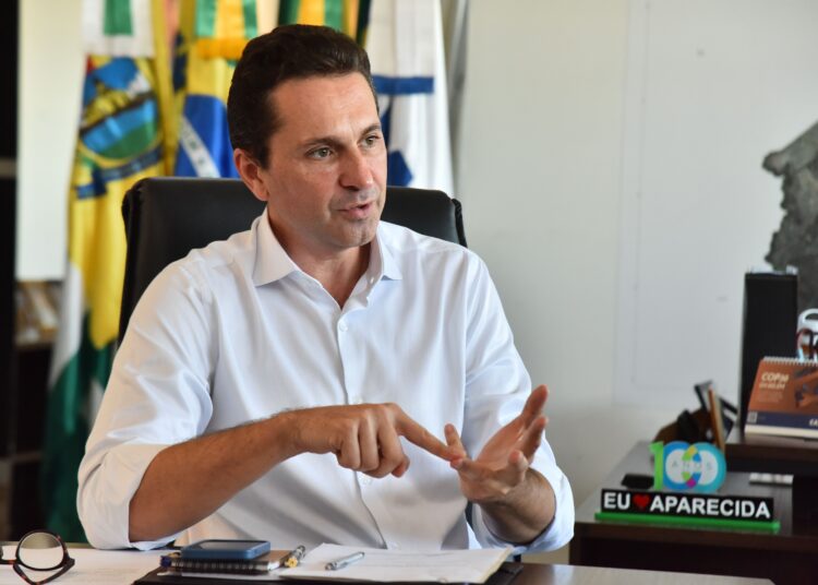 um ano leandro Aparecida de Goiânia