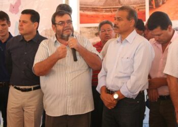 Ex-prefeito Norberto Teixeira e Ademir Menezes juntos (Foto:  Alanna Ritielle/Reprodução/A Redação)