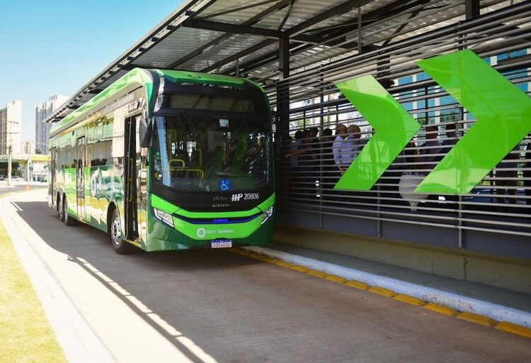 Veículo do BRT Norte Sul na cidade de Goiânia | Foto: Divulgação